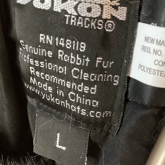 Yukon Tracks | Rabbit Fur
Trapper Hat | Black | Youth Large |Unisex - Picture 7 of 16